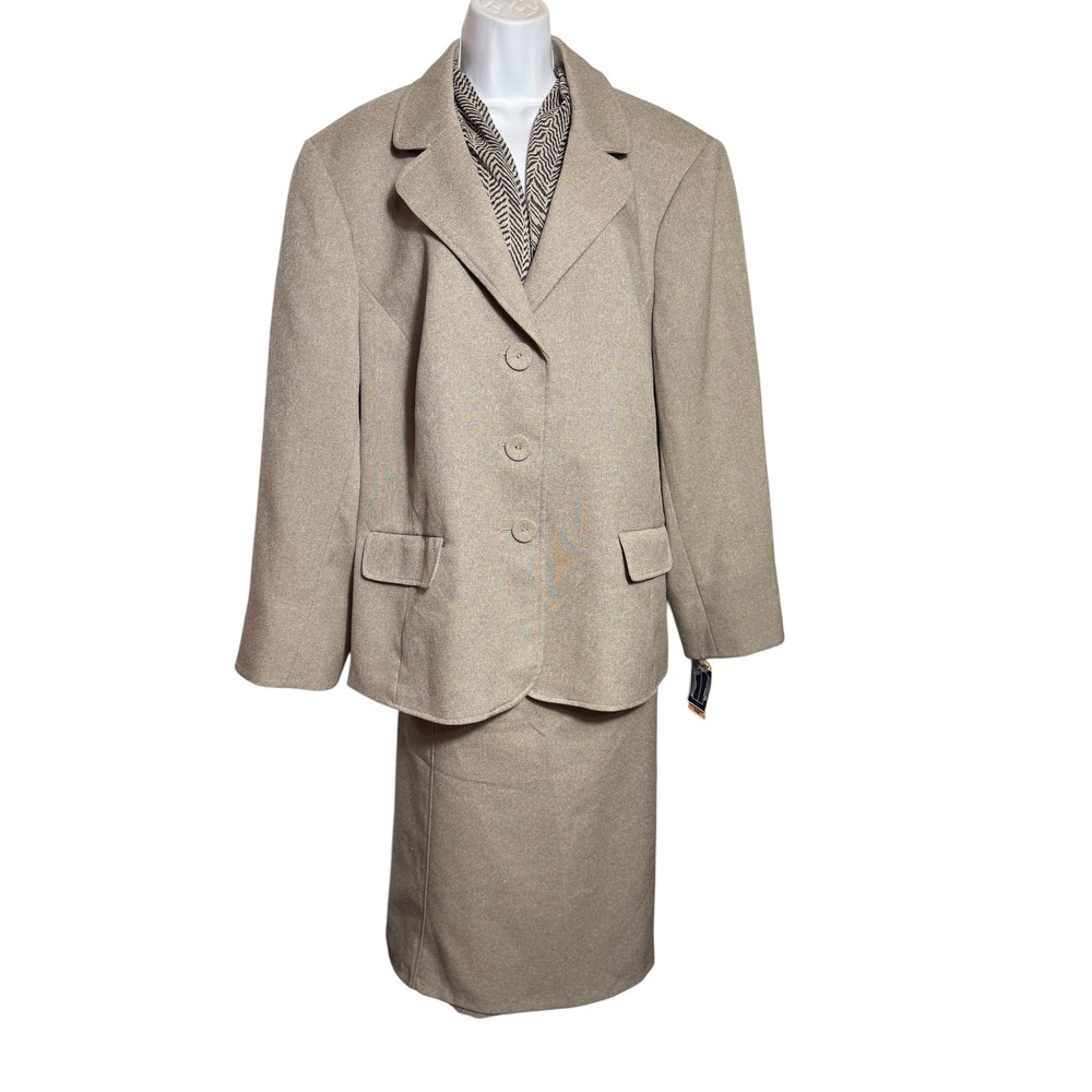NWT Evan Picone Skirt Suit Blazer Set Women's 24W‎ Beige Career Office